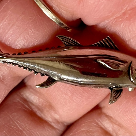 Silver Fish Lapel Pin - Metallic Fish Accessory - Picture 5 of 10